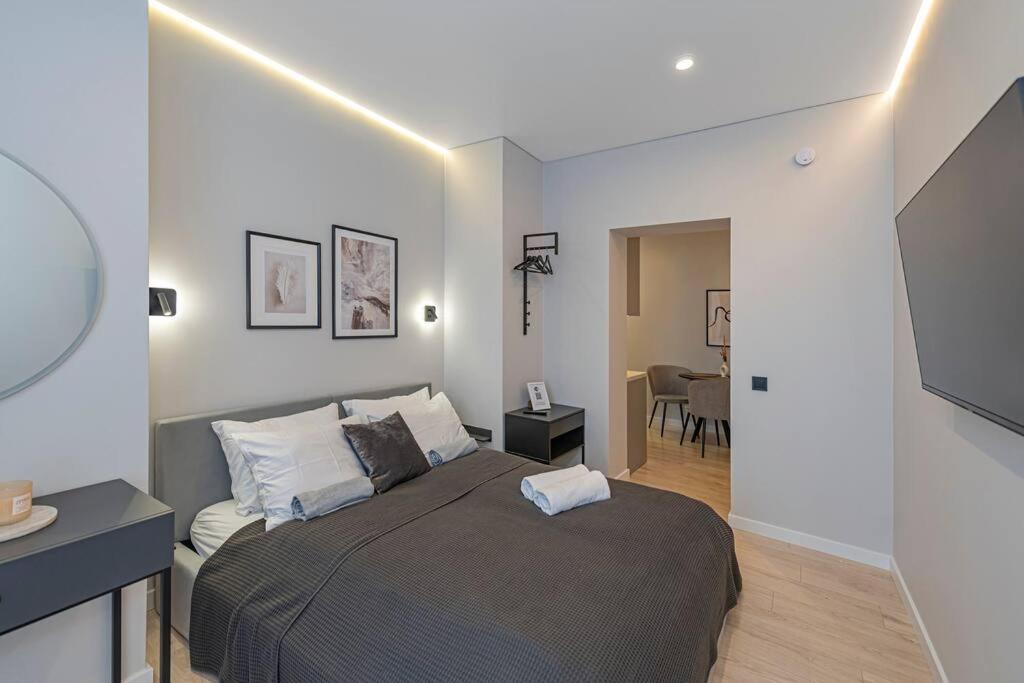 Lovely 1Bd Central Apartment By Hostlovers Κάουνας Εξωτερικό φωτογραφία